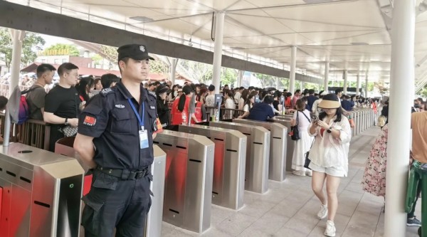 湖南尊龙时凯集团有限公司,长沙城市交通,校车运营,安保服务,新能源科技