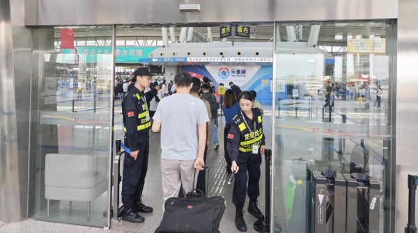 湖南尊龙时凯集团有限公司,长沙城市交通,校车运营,安保服务,新能源科技