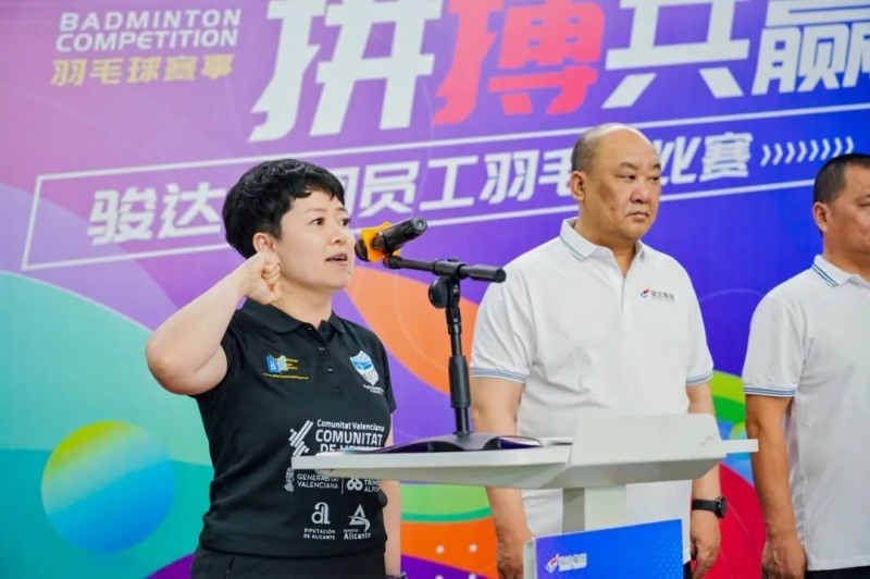 湖南尊龙时凯集团有限公司,长沙城市交通,校车运营,安保服务,新能源科技