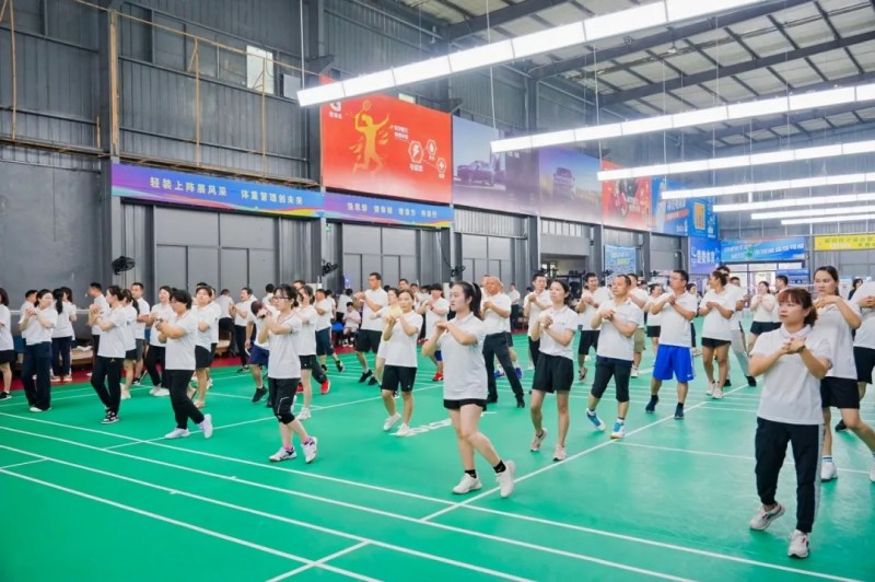 湖南尊龙时凯集团有限公司,长沙城市交通,校车运营,安保服务,新能源科技