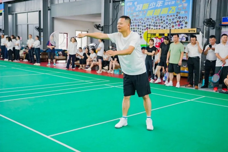 湖南尊龙时凯集团有限公司,长沙城市交通,校车运营,安保服务,新能源科技