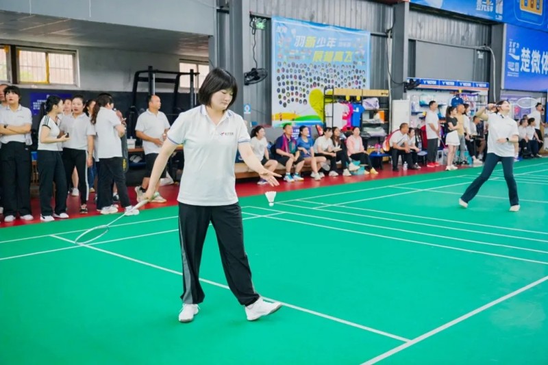 湖南尊龙时凯集团有限公司,长沙城市交通,校车运营,安保服务,新能源科技