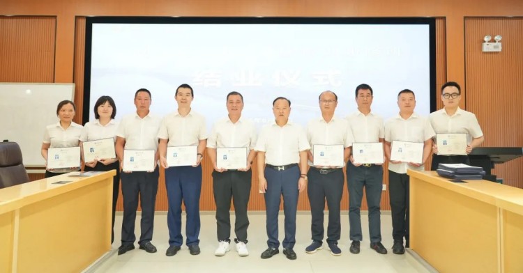 湖南尊龙时凯集团有限公司,长沙城市交通,校车运营,安保服务,新能源科技