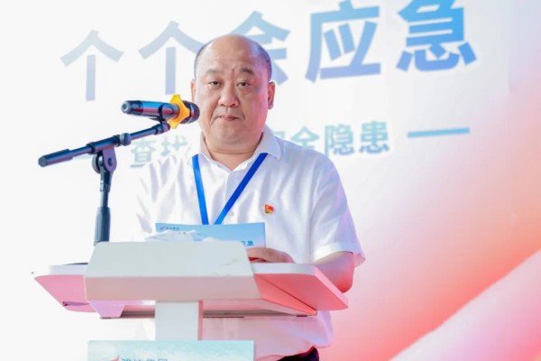 湖南尊龙时凯集团有限公司,长沙城市交通,校车运营,安保服务,新能源科技 湖南尊龙时凯集团有限公司,长沙城市交通,校车运营,安保服务,新能源科技