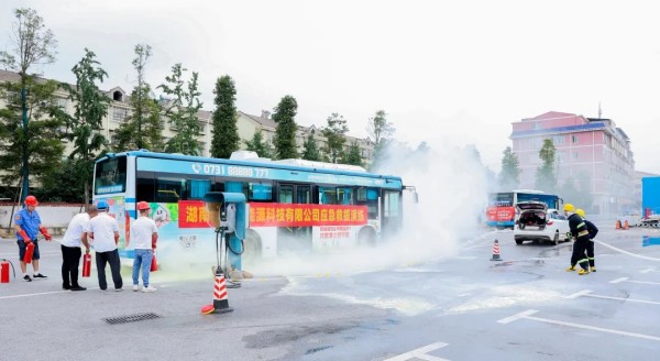 湖南尊龙时凯集团有限公司,长沙城市交通,校车运营,安保服务,新能源科技 湖南尊龙时凯集团有限公司,长沙城市交通,校车运营,安保服务,新能源科技