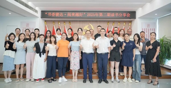 湖南尊龙时凯集团有限公司,长沙城市交通,校车运营,安保服务,新能源科技 湖南尊龙时凯集团有限公司,长沙城市交通,校车运营,安保服务,新能源科技